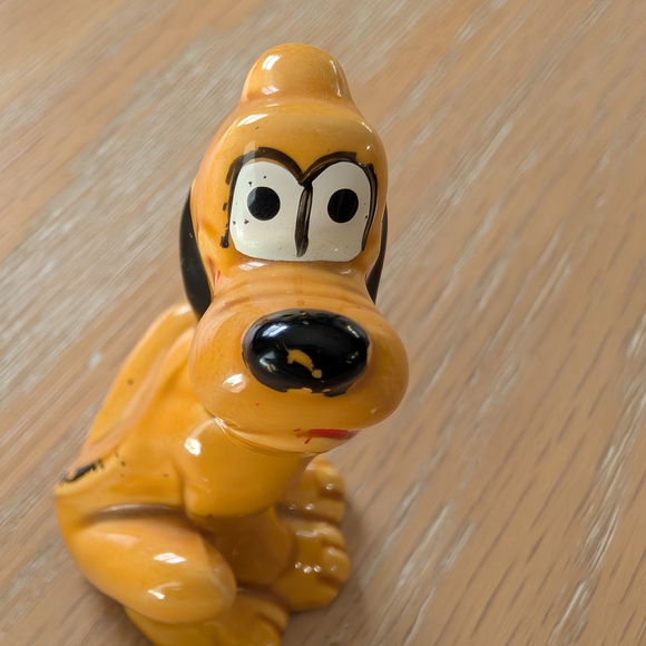 Vintage Walt Disney Collectible 2.5" Ceramic Pluto Dog Figurine Made In Japan - Picture 5 of 9